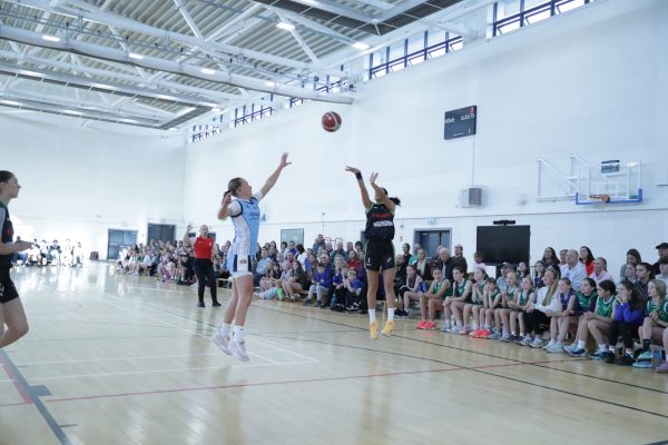 Priya O'Donovan nails a three pointer